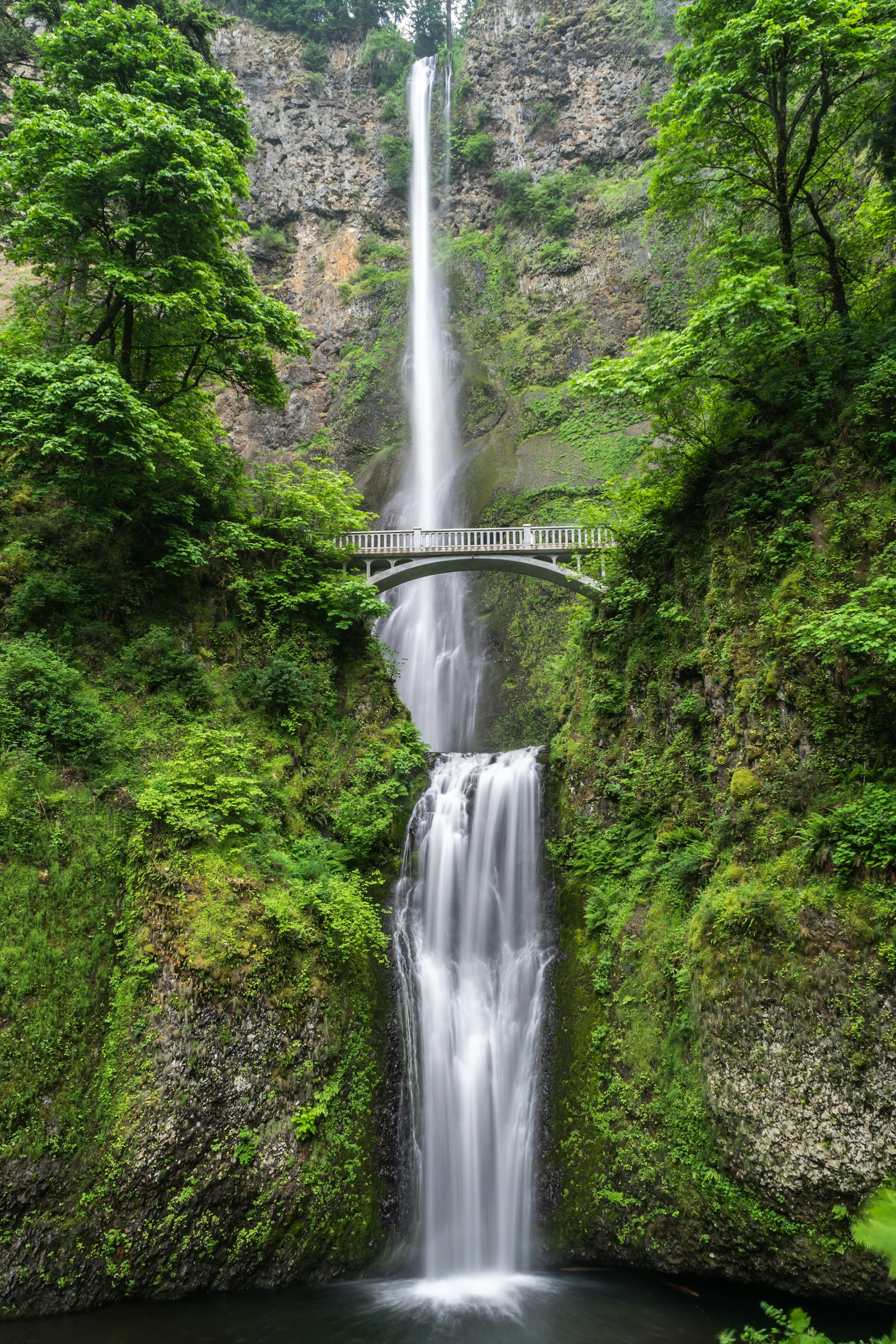 A cascading waterfall &mdash; the trail that fits between lunch and the afternoon nap